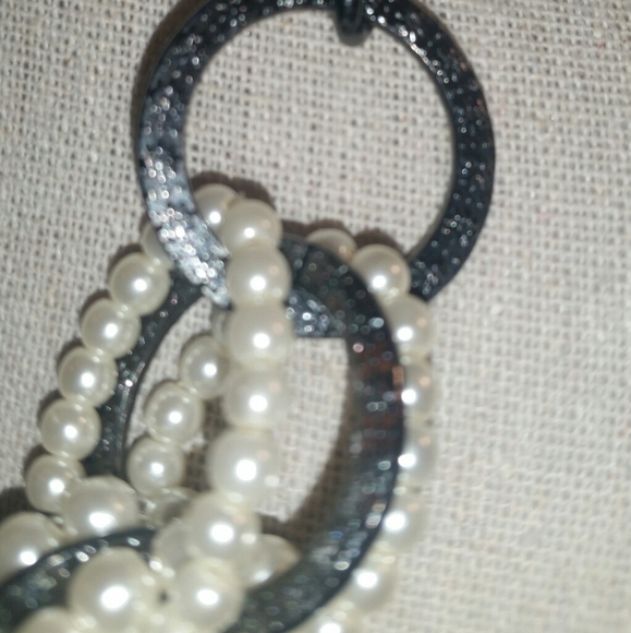 R. J. Graziano, Textured Gun Metal, Faux Pearl Nec - Picture 4 of 8